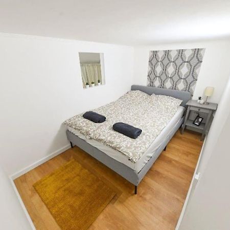 2 Bedroom Flat In Damjanich Str., Hirsch Budapest Exterior foto